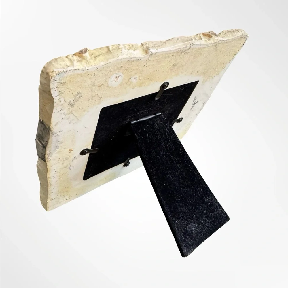 Leaf Patterned Stone Look Photo Frame - Picture 2 of 7